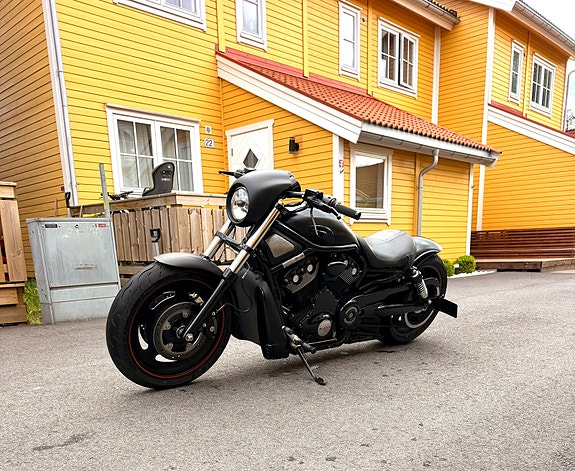 Harley-Davidson CUSTOM NIGHT ROD VRSCAW - LAV KM 15 of 15