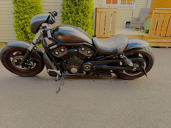 Harley-Davidson CUSTOM NIGHT ROD VRSCAW - LAV KM 9 of 15