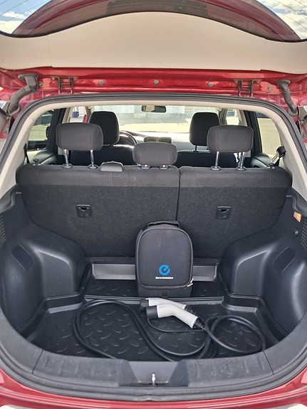 Nissan Leaf 14 of 17