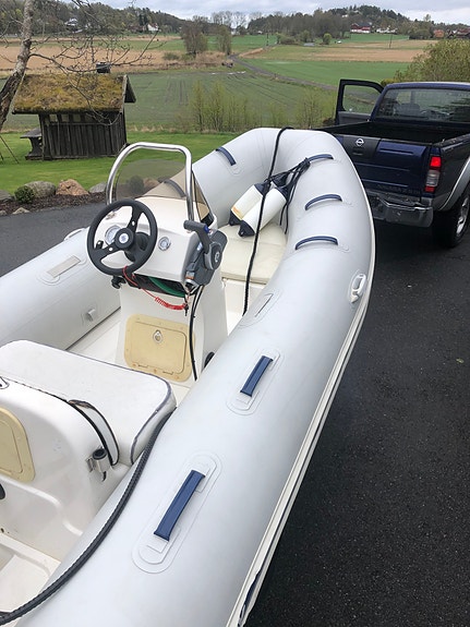 14 fots rib, 40 hk Evinrude leies ut. 4 of 8