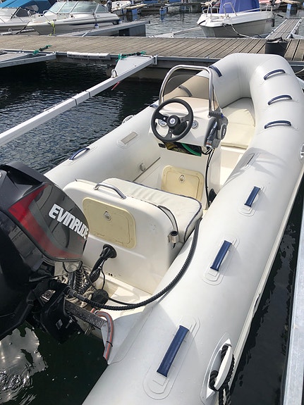 14 fots rib, 40 hk Evinrude leies ut. 8 of 8
