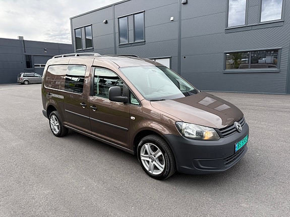 Volkswagen Caddy Maxi 3 of 5