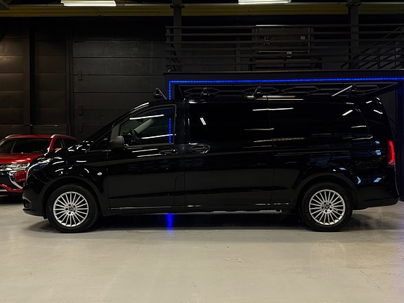 Mercedes-Benz Vito 119 4 of 5