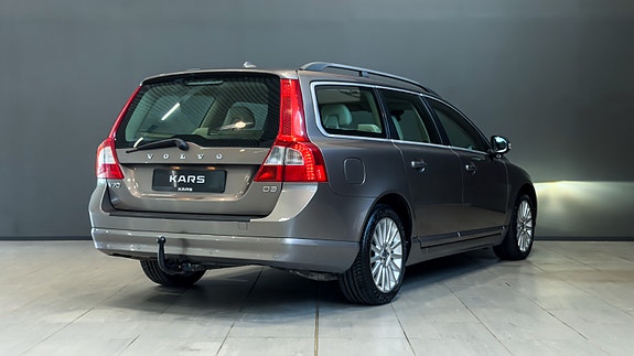 Volvo V70 5 of 5