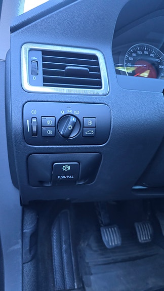 Volvo V70 23 of 27