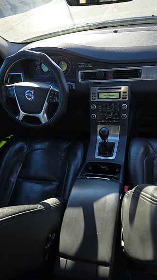 Volvo V70 19 of 27