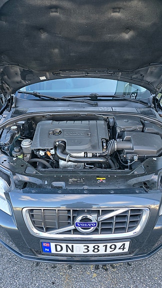 Volvo V70 24 of 27
