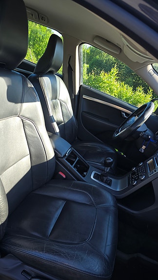 Volvo V70 18 of 27