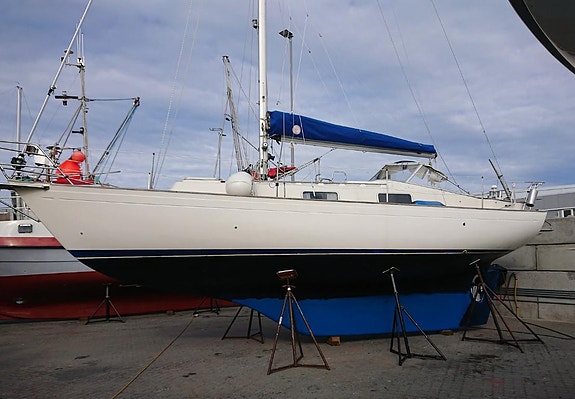 Hallberg-Rassy Monsun 31 3 of 5