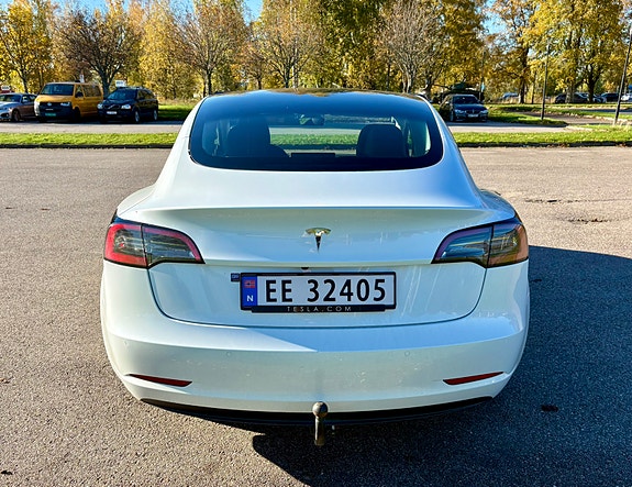 Tesla Model 3 5 of 14