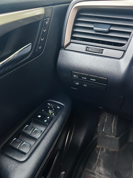 Lexus RX450h 19 of 27