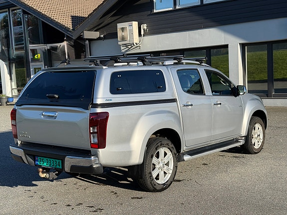 Isuzu D-max 3 of 5