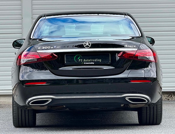 Mercedes-Benz E300 e 6 of 30