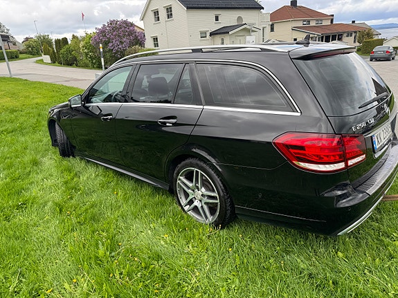 Mercedes-Benz 250 6 of 16