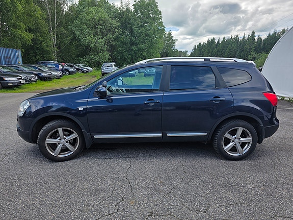Nissan Qashqai+2 3 of 5