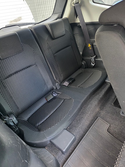 Nissan Qashqai+2 12 of 18