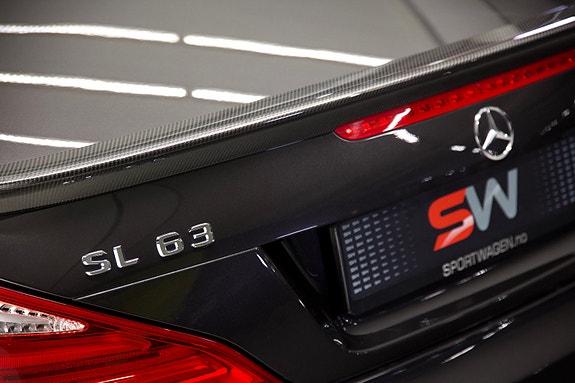 Mercedes-Benz SL63 19 of 21