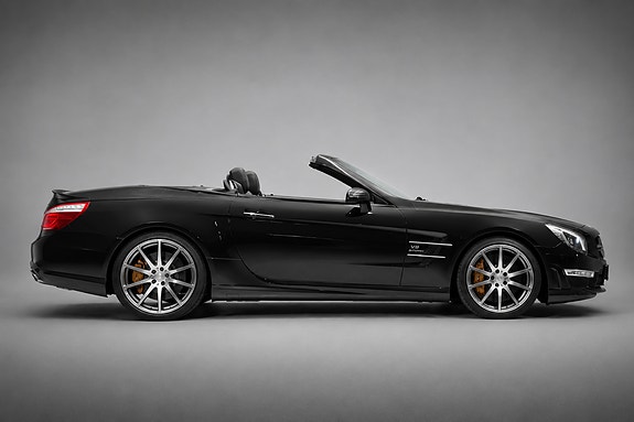 Mercedes-Benz SL63 11 of 21