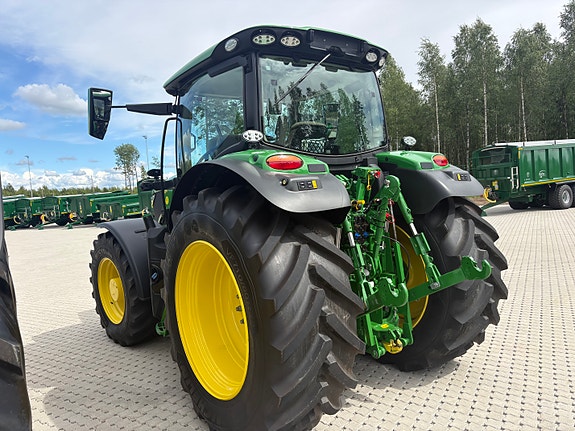 John Deere 6R185 6 of 23