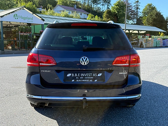 Volkswagen Passat 4 of 5