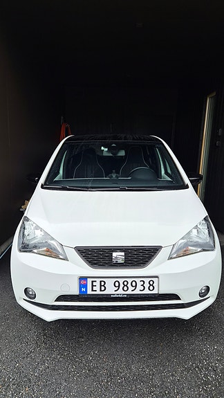 Seat Mii 2 of 5