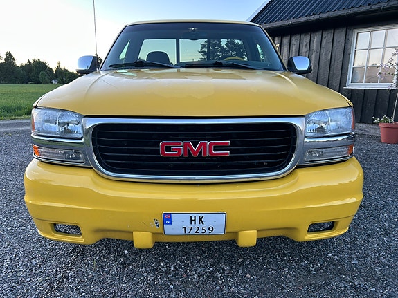 GMC Sierra 5 of 5