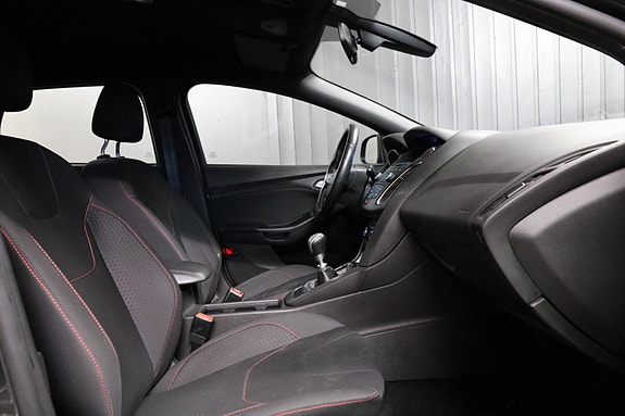 Ford Focus 17 of 21