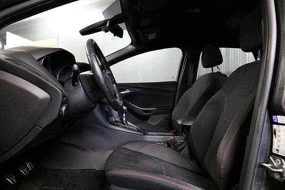 Ford Focus 14 of 21