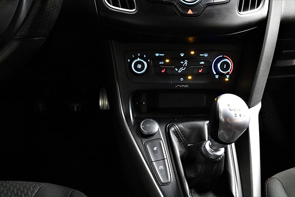 Ford Focus 21 of 21
