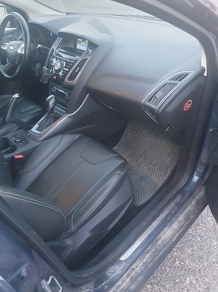 Ford Focus 17 of 23