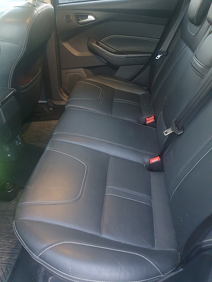 Ford Focus 14 of 23