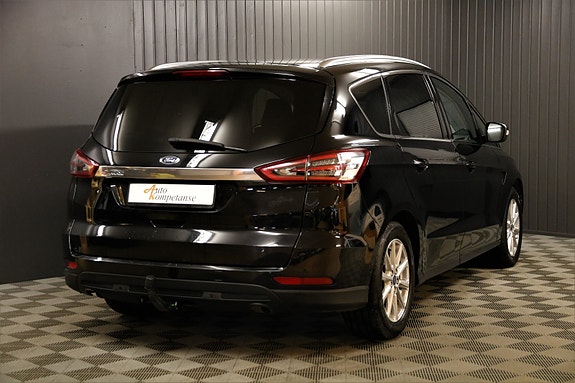 Ford S-MAX 20 of 22