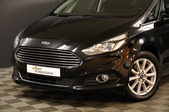 Ford S-MAX 5 of 5