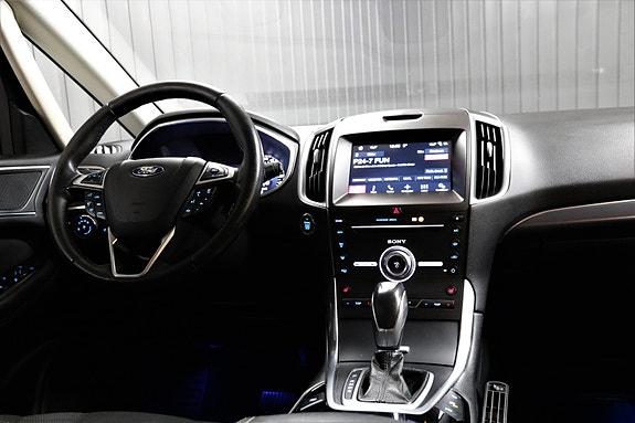 Ford S-MAX 15 of 22