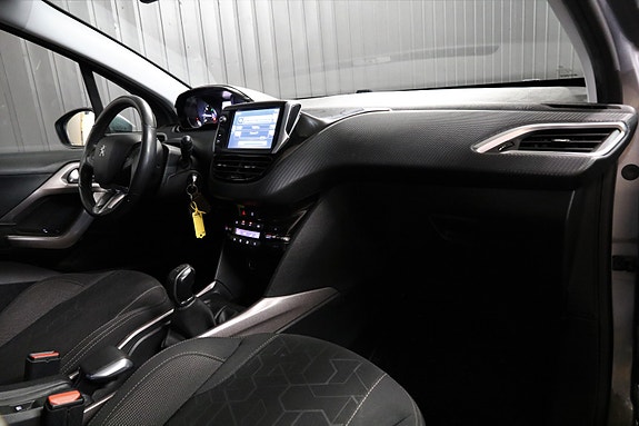 Peugeot 2008 17 of 18