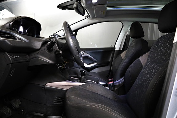 Peugeot 2008 11 of 18