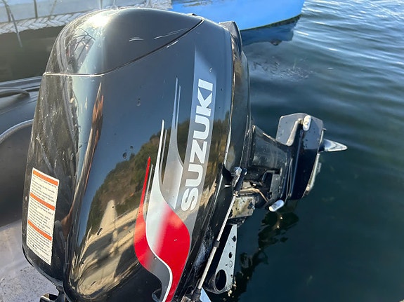 BRIG i meget god stand med Suzuki 9,9hk 4 of 5