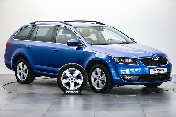 Skoda Octavia 2 of 5