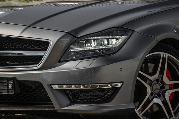 Mercedes-Benz CLS63 4 of 5