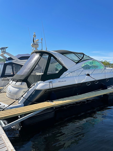 Høstpris!! Fairline Targa 48, 3 cabiner, Volvo Penta tamd 74 7 of 30