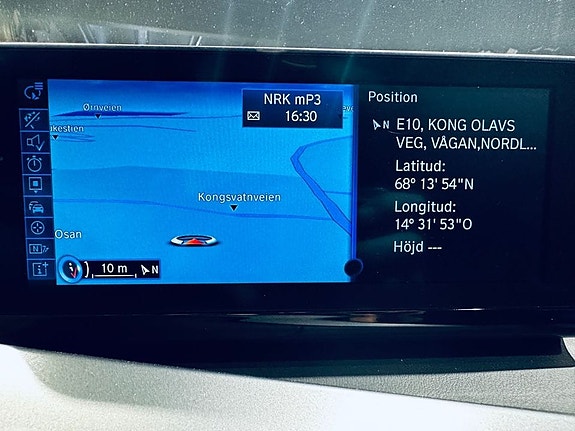 BMW i8 27 of 30