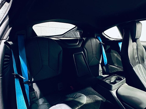 BMW i8 22 of 30