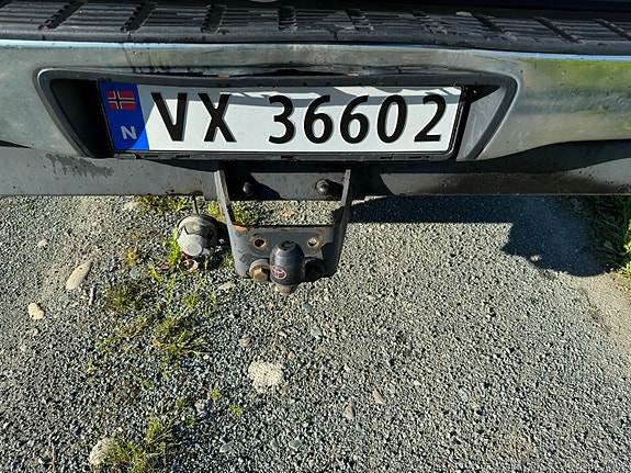 Toyota HiLux 16 of 19