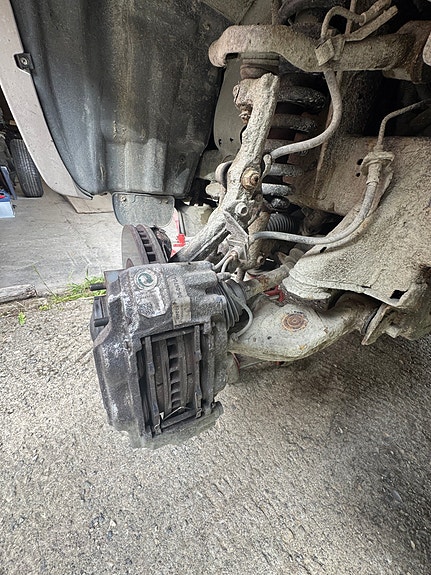 Toyota HiLux 18 of 19