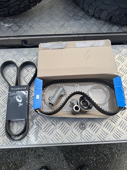 Toyota HiLux 7 of 19