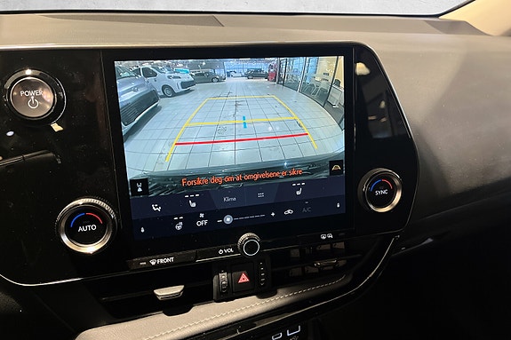 Lexus NX450h 13 of 19