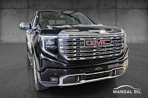 GMC Sierra 4 of 5