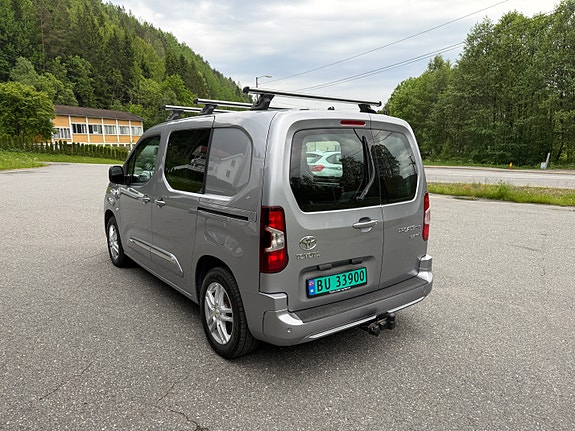 Toyota Proace City 3 of 5