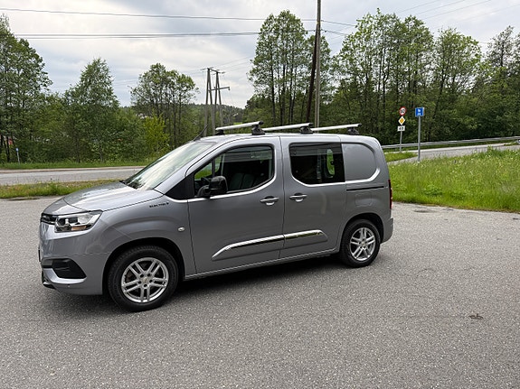Toyota Proace City 2 of 5