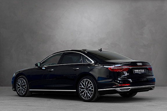 Audi A8 11 of 30